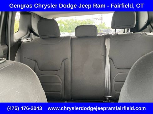 Certified 2021 Jeep Renegade Latitude AWD/4WD image 56