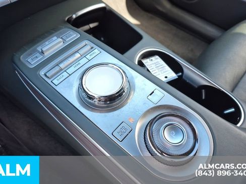 Used 2023 Genesis GV70 2.5T w/ Advanced Package image 34