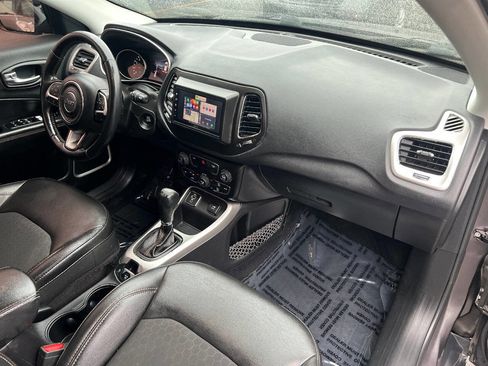 Used 2019 Jeep Compass Latitude w/ Popular Equipment Group image 25