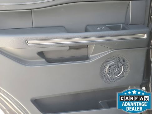 Used 2022 Ford Expedition XLT image 45