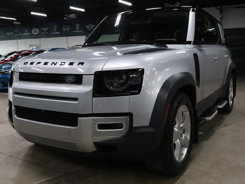 Used 2020 Land Rover Defender 110 HSE image 1
