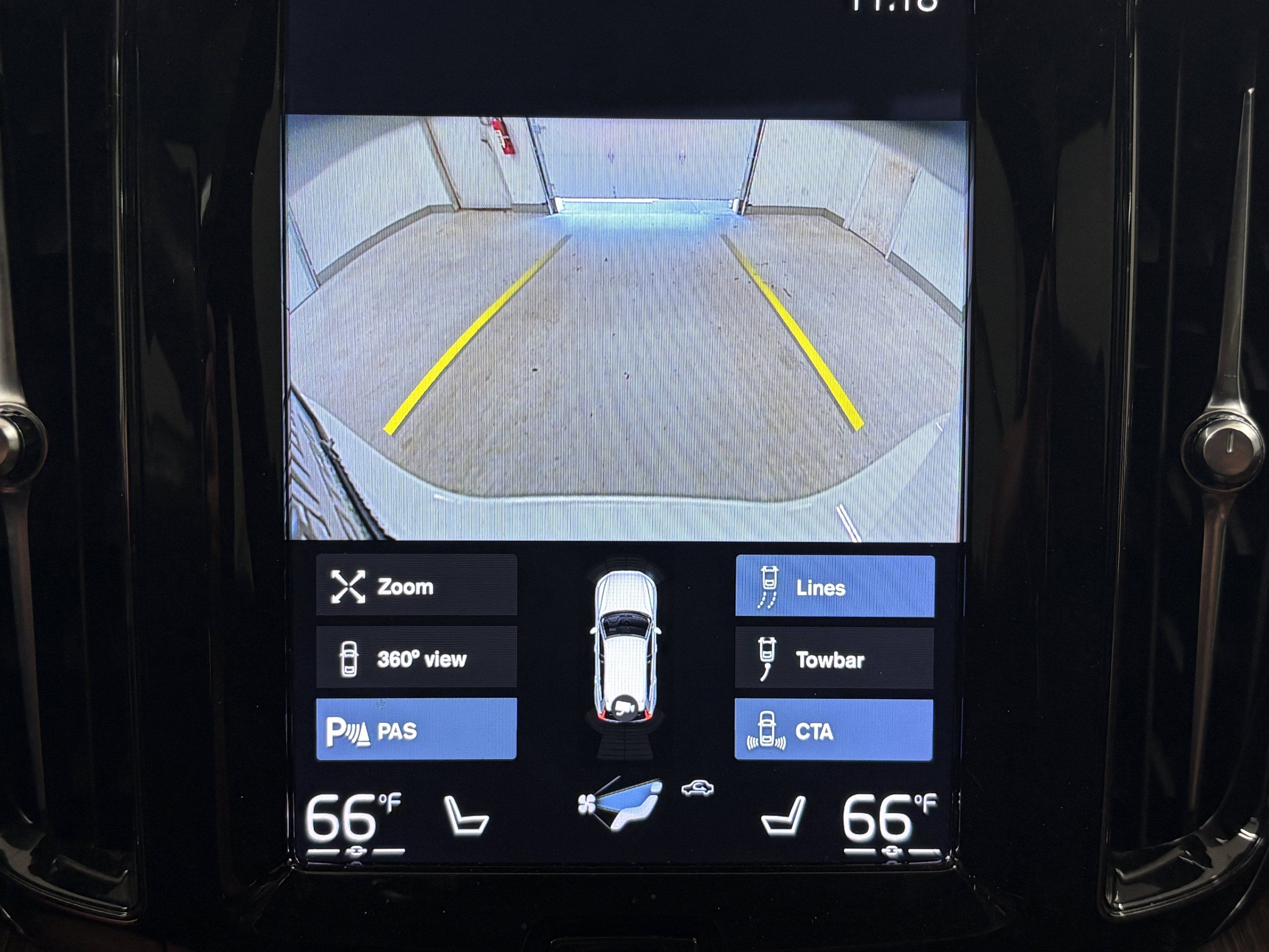 Used 2021 Volvo XC60 T5 Momentum AWD/4WD image 19