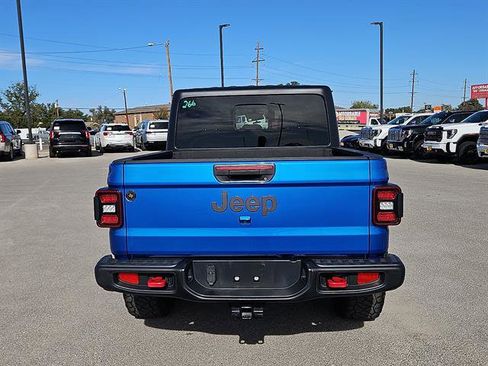 Used 2022 Jeep Gladiator Rubicon w/ LED Lighting Group image 4