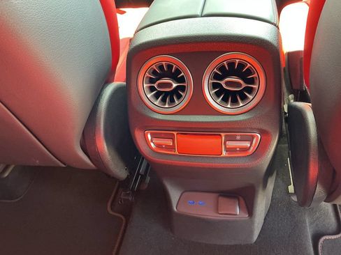 Used 2025 Mercedes-Benz G 550 image 16