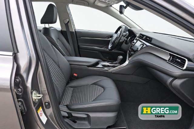 Used 2019 Toyota Camry SE w/ Convenience Package FWD image 11