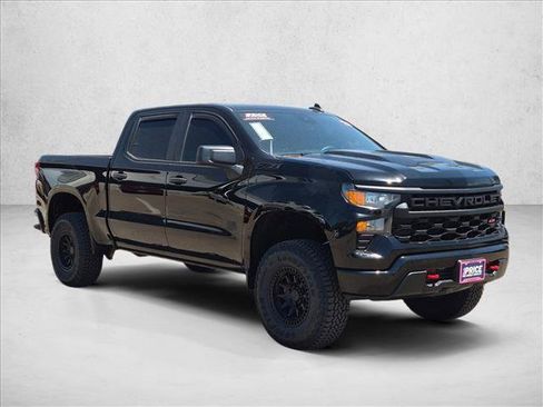 Used 2023 Chevrolet Silverado 1500 Custom Trail Boss AWD/4WD image 3