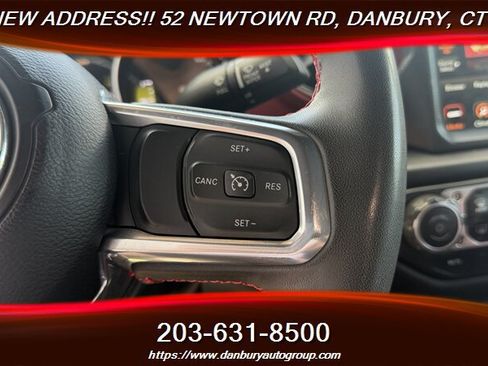 Used 2023 Jeep Wrangler Unlimited Rubicon 4xe AWD/4WD image 20
