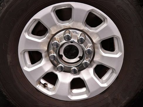 Used 2024 Ford F350 XLT image 9