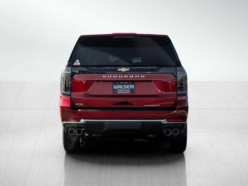 New 2025 Chevrolet Suburban Premier image 5