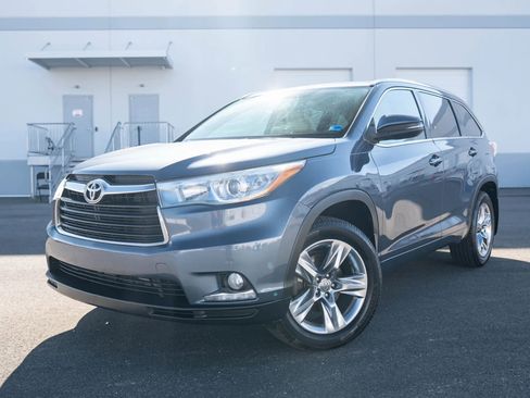 Used 2015 Toyota Highlander Limited AWD/4WD image 1