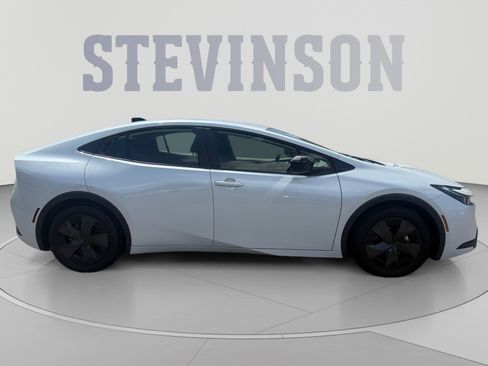 Certified 2026 Toyota Prius LE FWD image 6