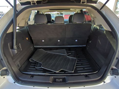 Used 2011 Ford Edge Sport w/ Driver Entry Pkg image 32