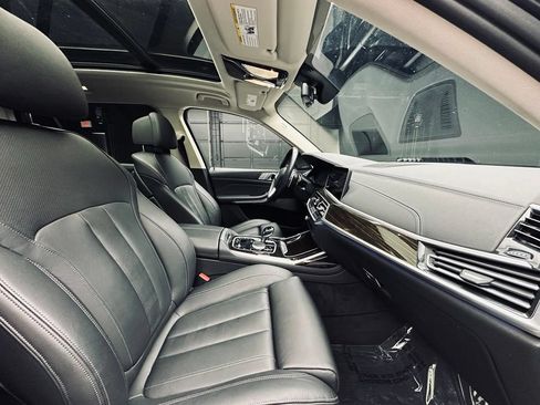 Used 2020 BMW X7 xDrive40i w/ Premium Package AWD/4WD image 20