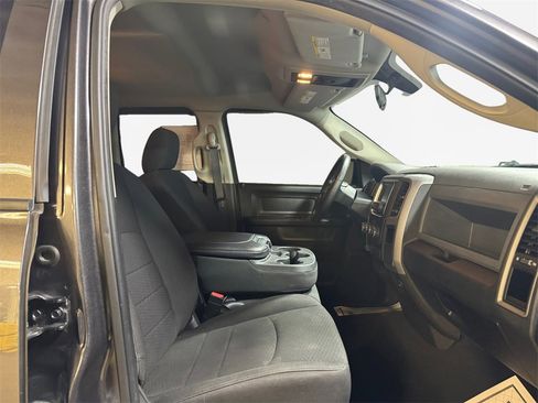 Used 2019 RAM 1500 Express w/ Express Value Package image 26