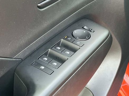 Used 2024 Hyundai Kona SEL FWD image 24