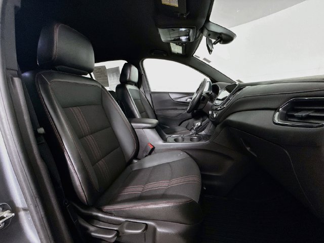 Used 2024 Chevrolet Equinox RS FWD image 29