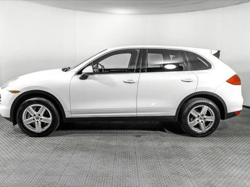 Used 2014 Porsche Cayenne Platinum Edition AWD/4WD image 3