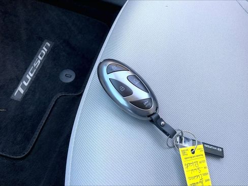 Certified 2025 Hyundai Tucson SEL image 15