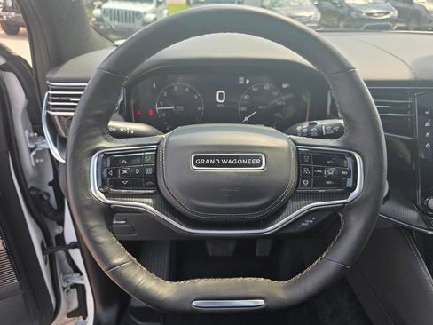 Used 2025 Jeep Grand Wagoneer Series II Obsidian w/ Quick Order Packagew 28T AWD/4WD image 16