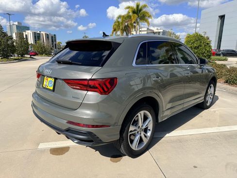 Used 2020 Audi Q3 2.0T Premium Plus w/ Premium Plus Package image 3