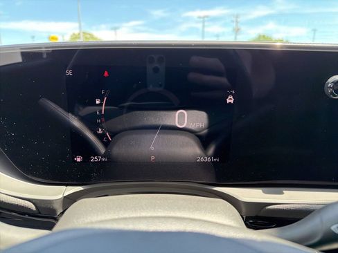 Used 2025 Buick Envista Sport Touring FWD image 27