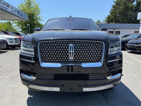 Used 2020 Lincoln Navigator Reserve w/ Luxury Package RWD image 2