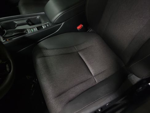 Certified 2023 Honda Accord EX image 17