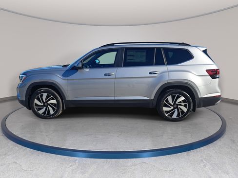New 2026 Volkswagen Atlas SE FWD image 8