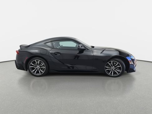 Used 2021 Toyota Supra w/ Safety & Technology Package image 4