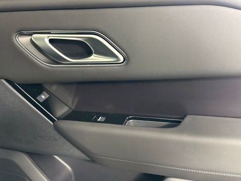 New 2026 Land Rover Range Rover Velar Dynamic SE image 28