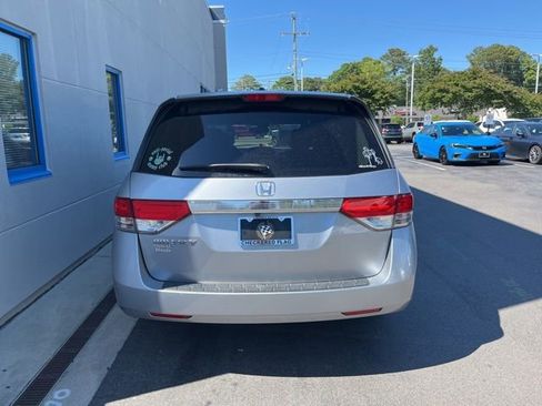 Used 2017 Honda Odyssey EX-L image 3