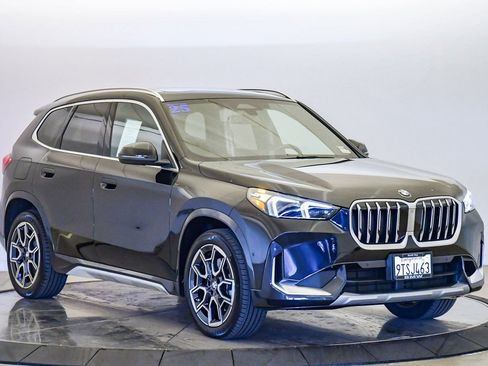 Used 2025 BMW X1 xDrive28i w/ Convenience Package image 5
