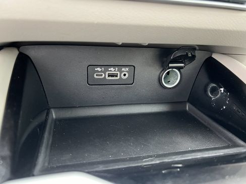 Used 2024 Nissan Altima 2.5 SV FWD image 17