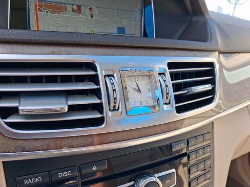 Used 2015 Mercedes-Benz E 350 Sedan image 19