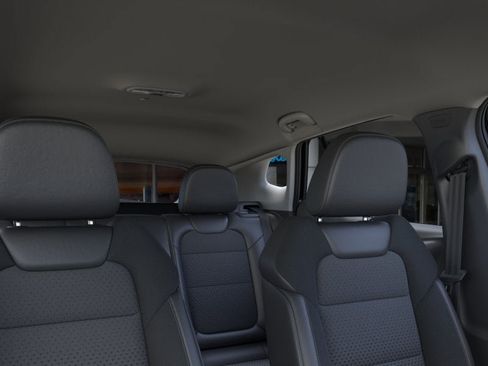 New 2026 Chevrolet Trax LT FWD image 24