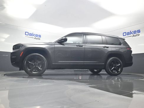 Used 2022 Jeep Grand Cherokee L Limited w/ Luxury Tech Group II AWD/4WD image 43