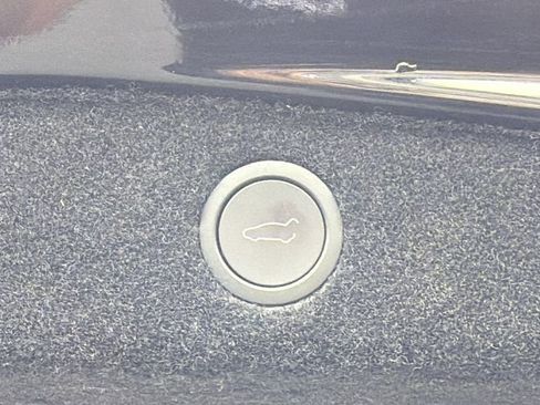 Used 2025 Tesla Model 3 Long Range image 26