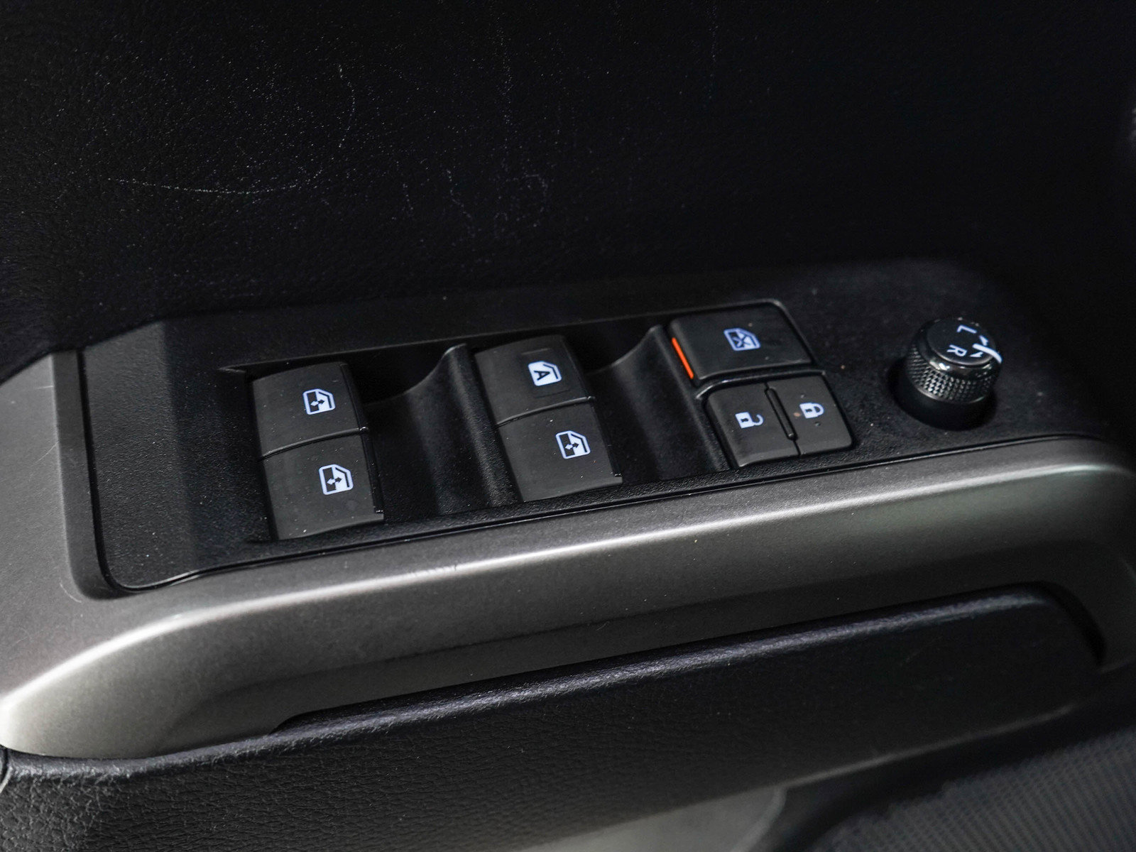 Used 2021 Toyota Tacoma SR5 w/ Technology Package AWD/4WD image 22