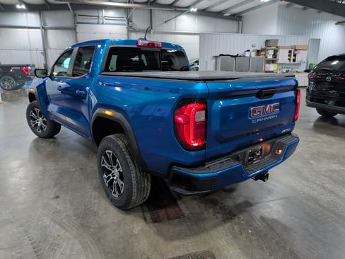 Used 2023 GMC Canyon AT4 w/ Technology Package AWD/4WD image 4