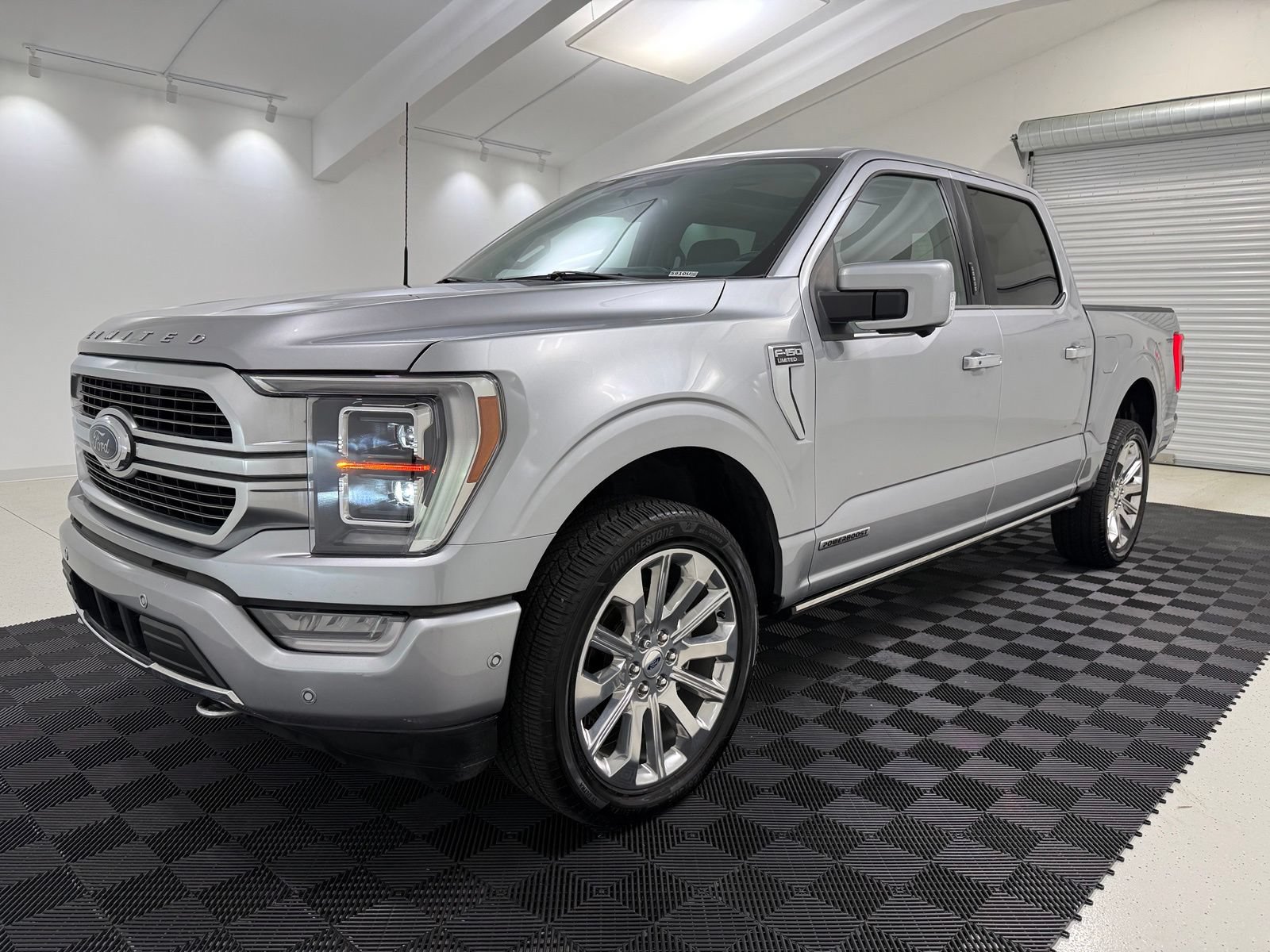 Used 2022 Ford F150 Limited AWD/4WD image 3