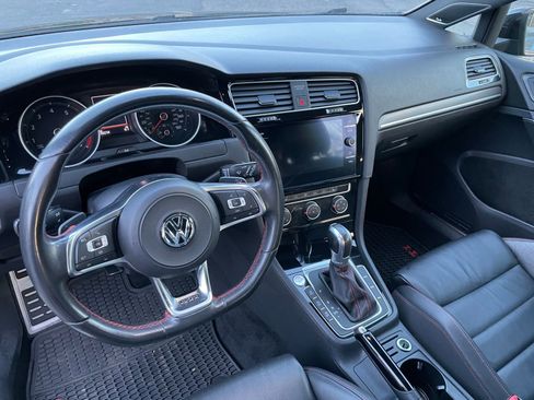 Used 2019 Volkswagen GTI SE w/ SE Experience Package image 25