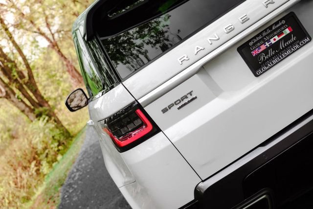 Used 2018 Land Rover Range Rover Sport HSE AWD/4WD image 9