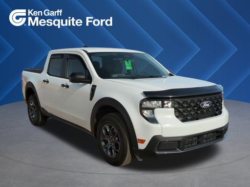 Used 2025 Ford Maverick XLT image 1