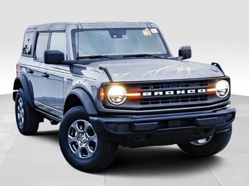 Used 2025 Ford Bronco Big Bend AWD/4WD image 2