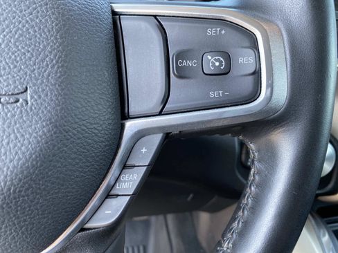 Used 2022 RAM 1500 Laramie AWD/4WD image 22