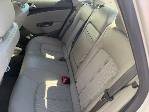 Used 2014 Buick Verano Convenience FWD image 13