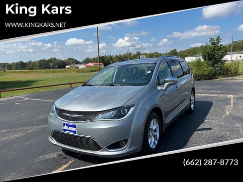 Used 2020 Chrysler Pacifica Limited image 1