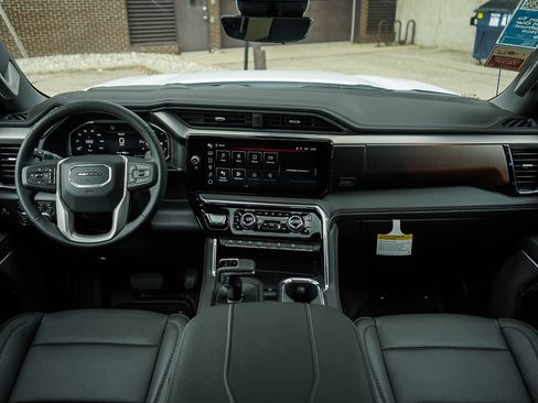 New 2026 GMC Sierra 1500 Denali w/ Denali Reserve Package AWD/4WD image 12