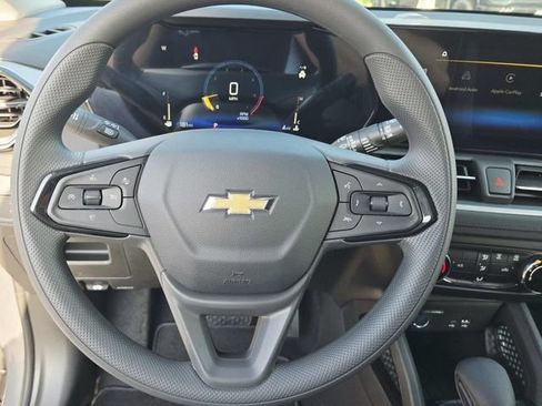 New 2026 Chevrolet TrailBlazer LS w/ LS Convenience Package FWD image 18