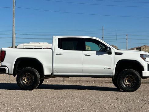 Used 2021 GMC Sierra 1500 AT4 image 3